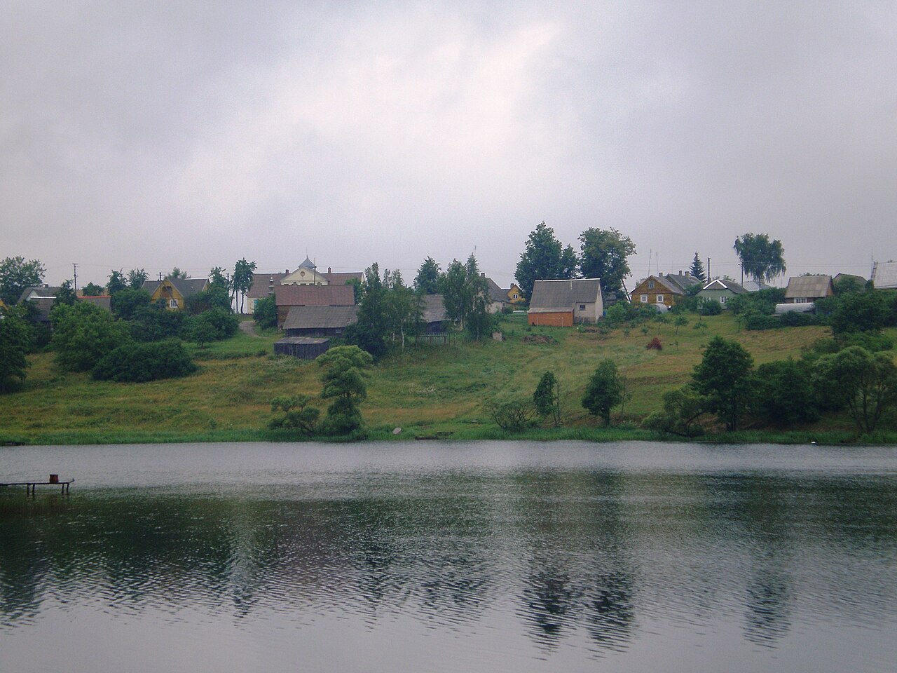 Tauragno ežero pakrantė
